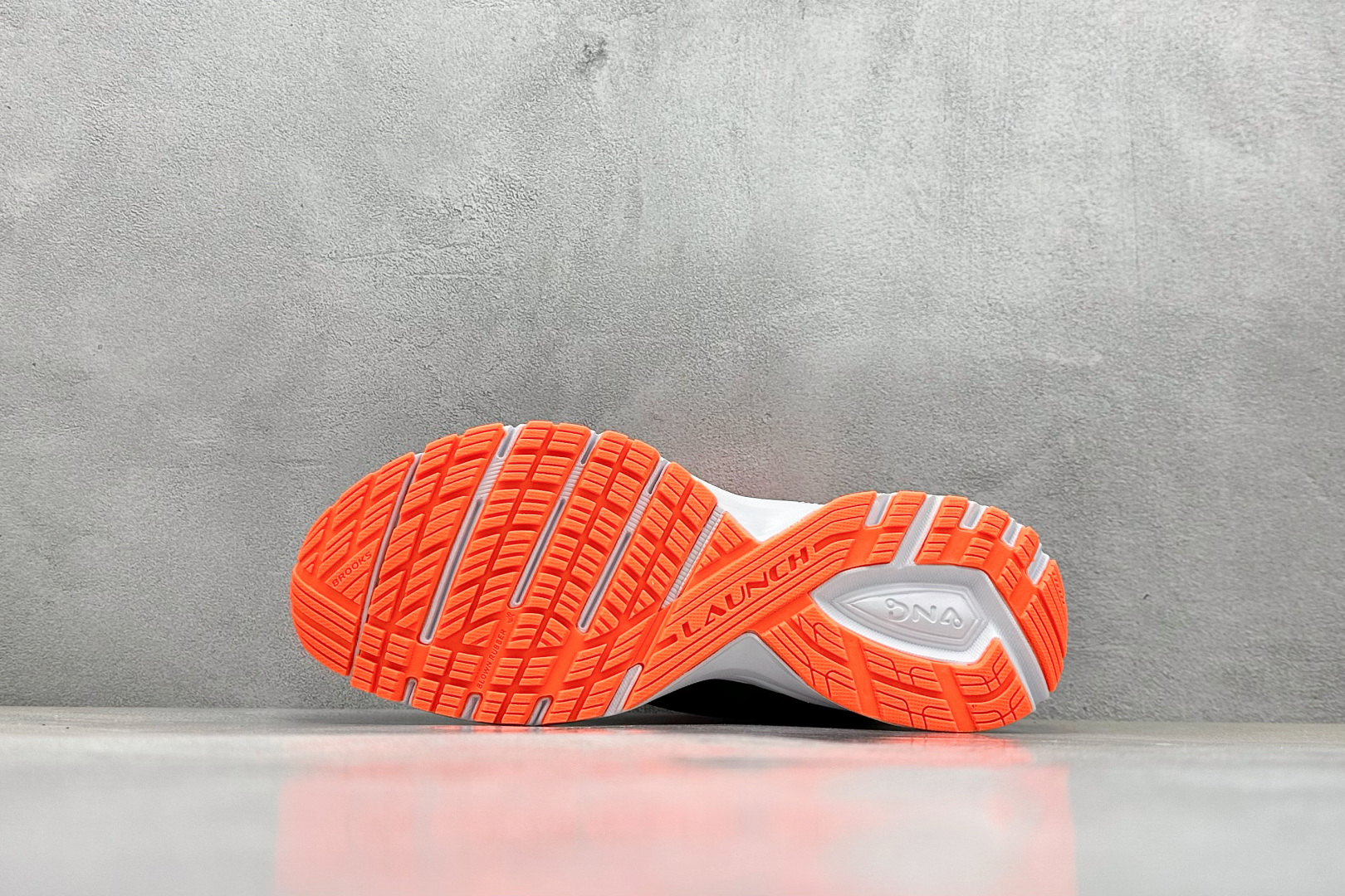  
Brooks Glycerin 19 布鲁克斯 男子缓震马拉松氮气慢跑鞋 

货号：B43
尺码：