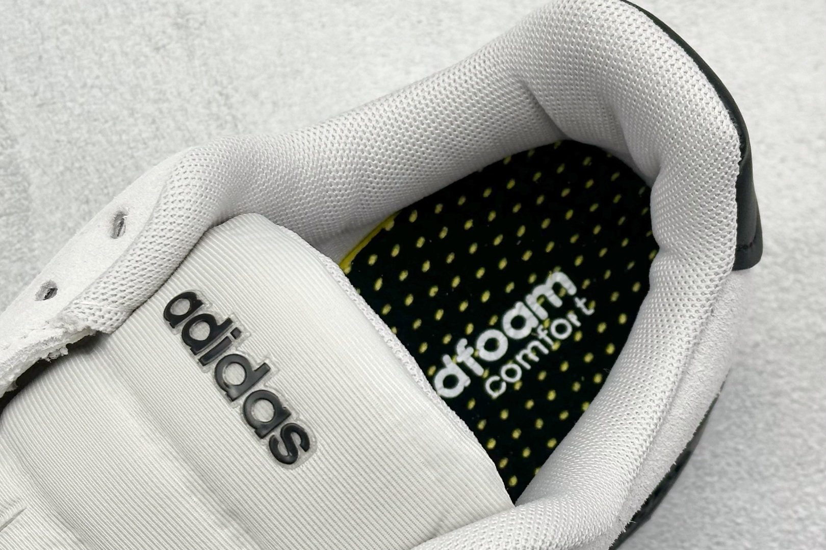  
Adidas GRAND COURT ALPHA 
复古潮流休闲面包鞋 原装纯原级
生生不息的经典之