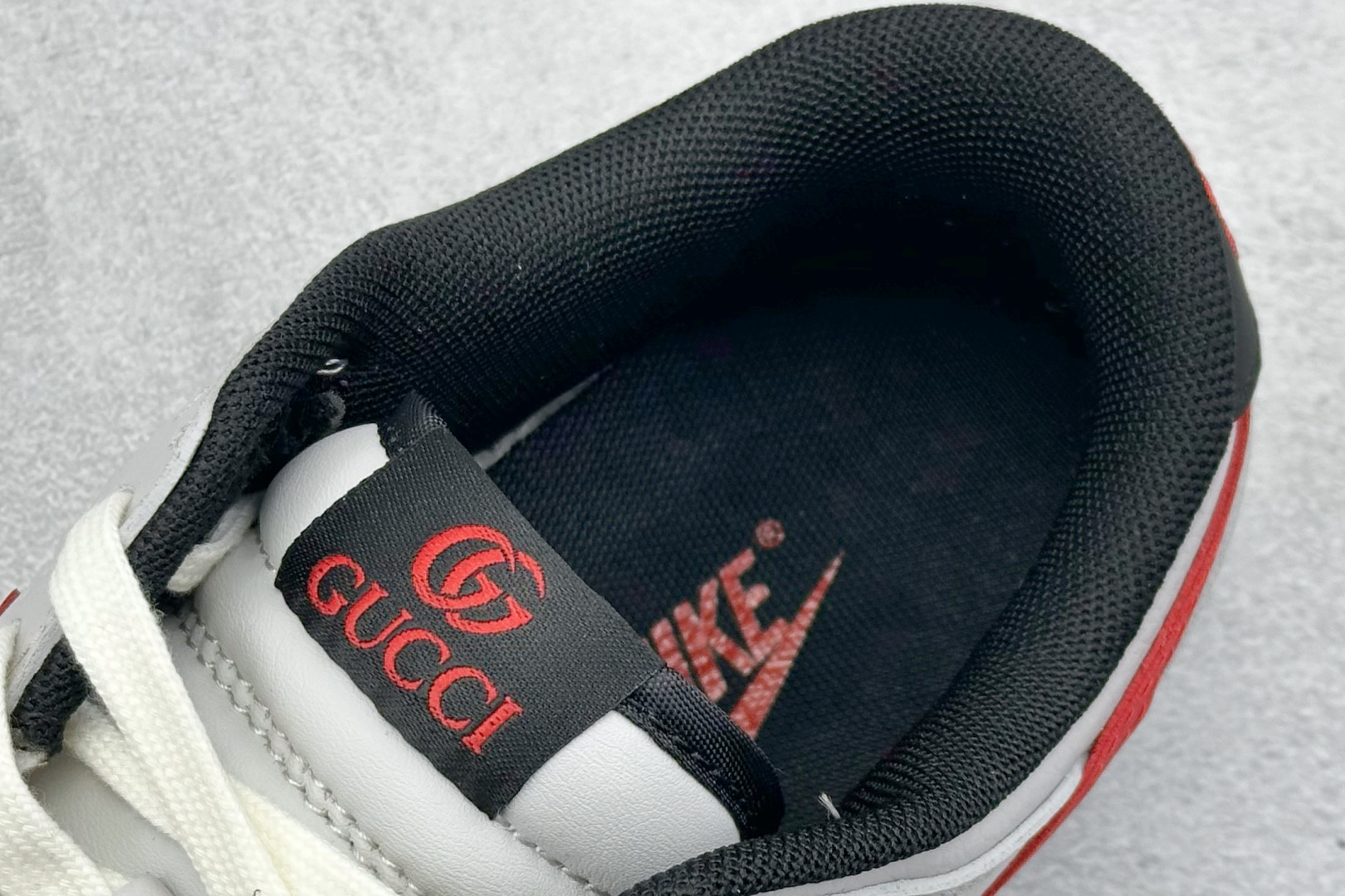  
Nike SB Dunk Low x Stussy 白绿小钩
纯原大厂出品 极力推荐
原装头层材料 