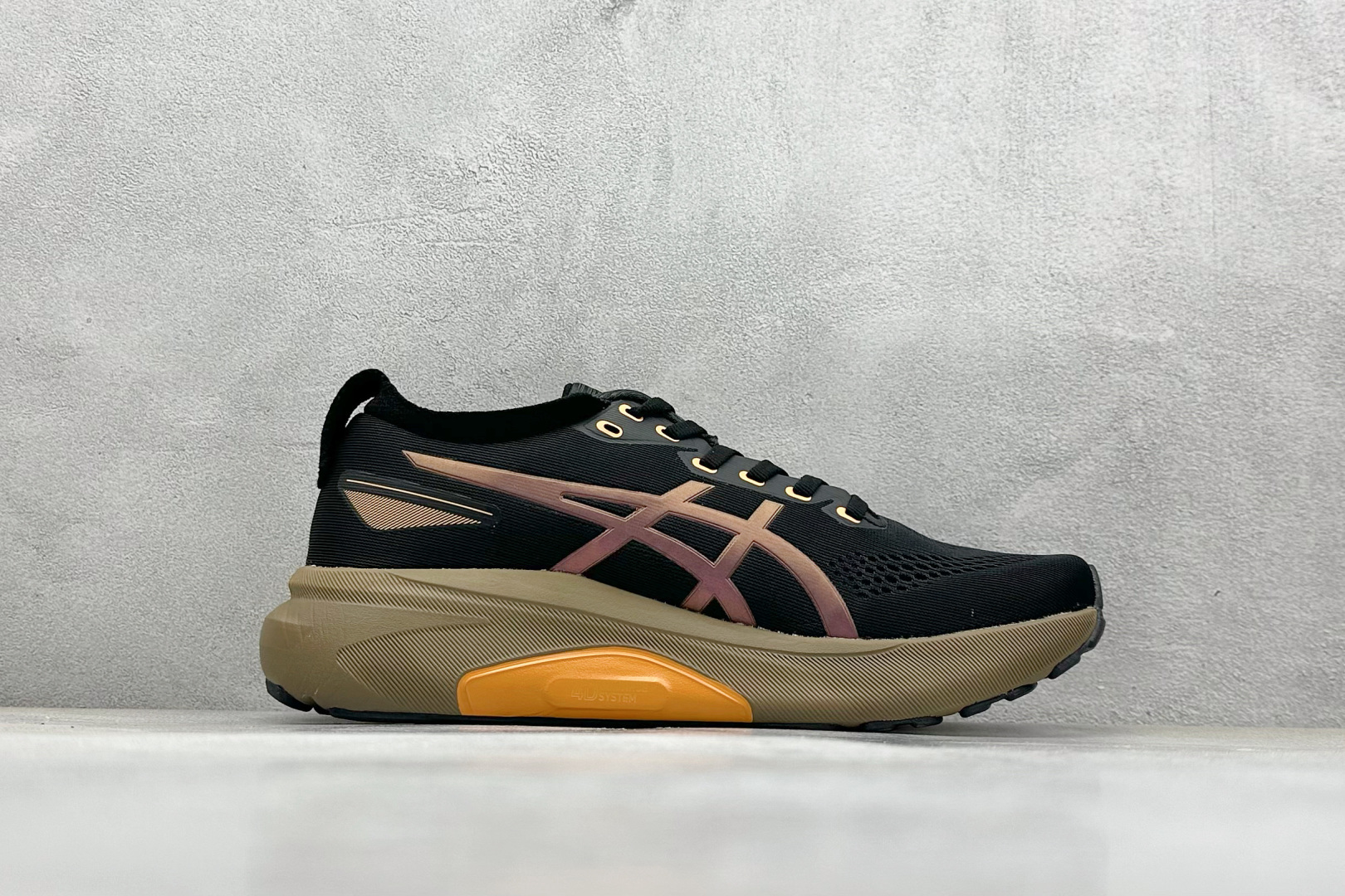 AsicsGel-Kayano31 亚瑟士运动休闲透气专业跑鞋
GEL-KAYANO31可提供出众