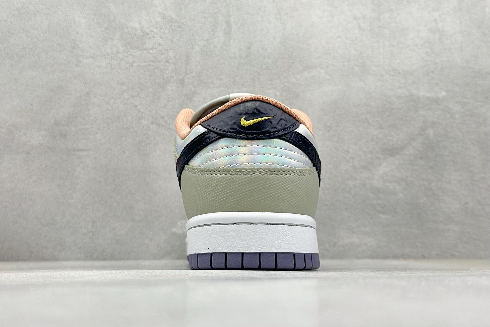  
史诗级性价比 Nike Dunk Low Floral Swoosh 花卉主题 低帮休闲板鞋
#鞋面
