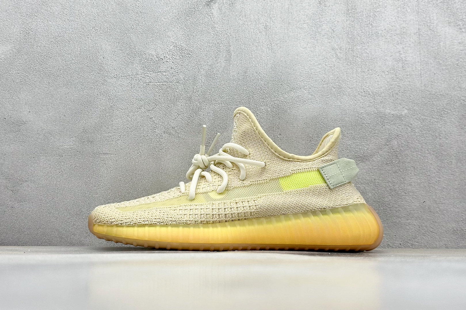  
KX版 Adidas Yeezy 350 V2 Boost 阿迪达斯椰子350二代 巴斯夫爆米花
#
