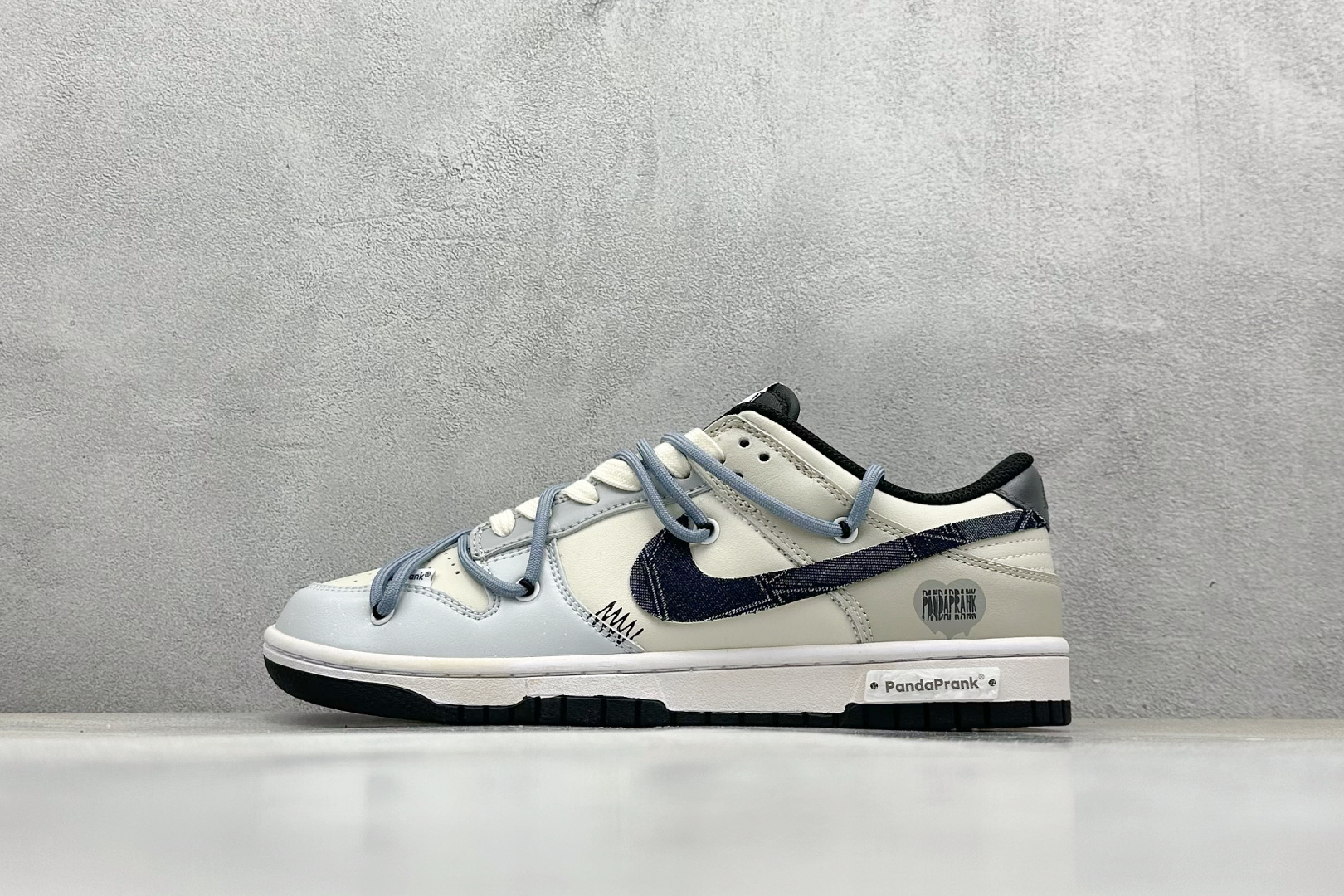  终端放店
FS版 Nike SB Dunk Low 雨后海洋
纯原大厂出品 极力推荐
原装头层材料 独