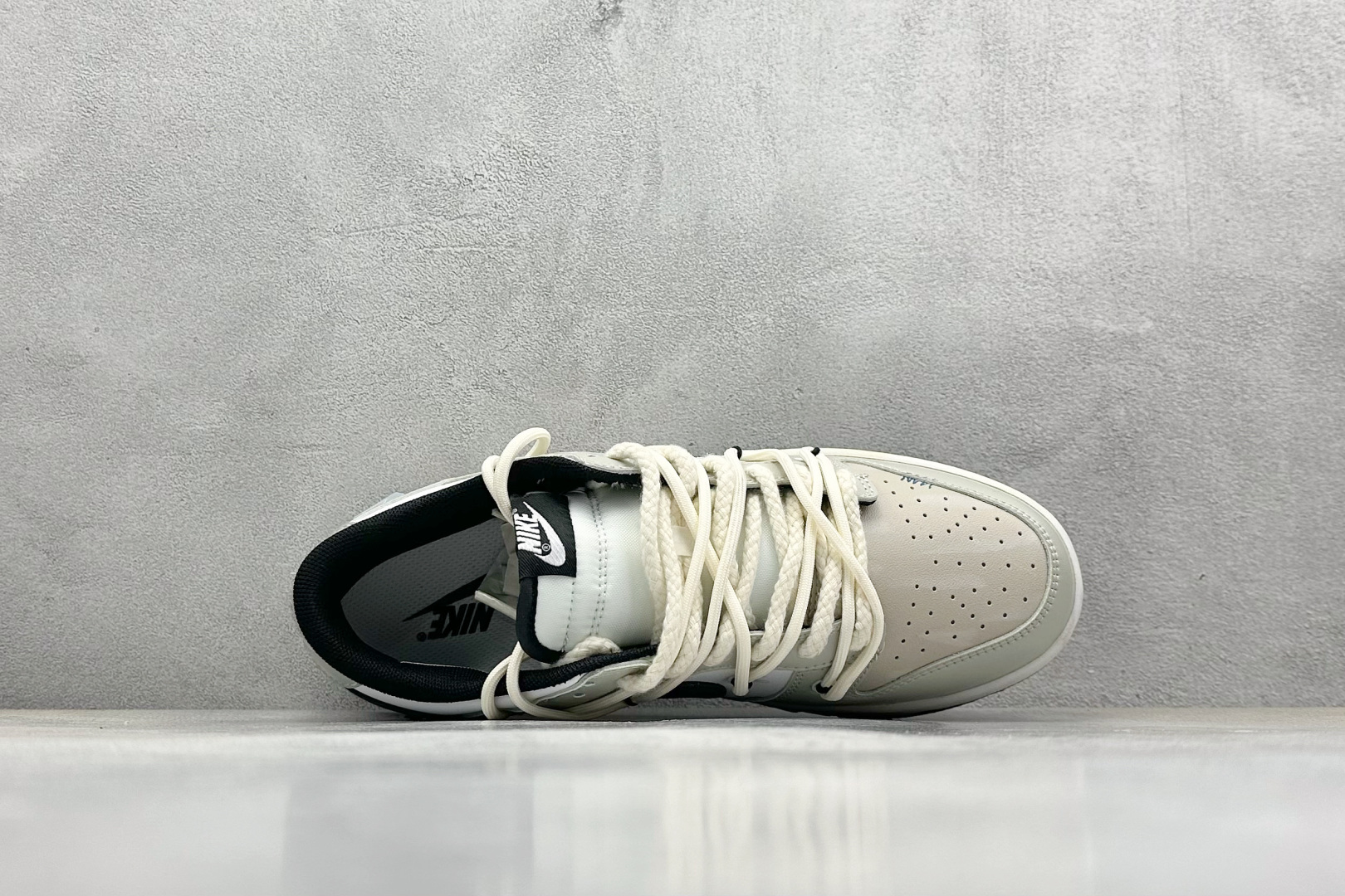  终端放店
FS版 Nike SB Dunk Low 爱心小摩卡
纯原大厂出品 极力推荐
原装头层材料 