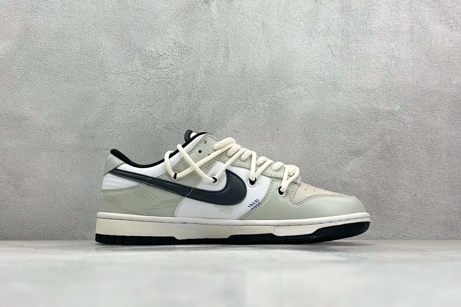  终端放店
FS版 Nike SB Dunk Low 爱心小摩卡
纯原大厂出品 极力推荐
原装头层材料 
