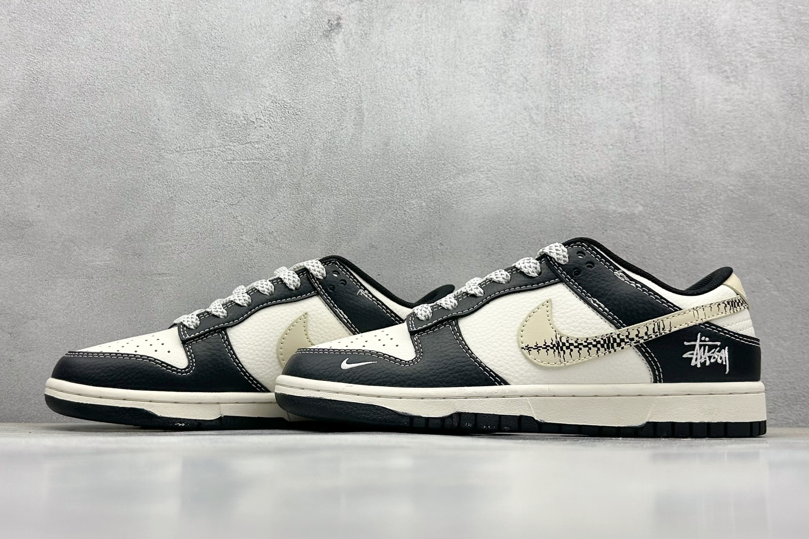 280 XC版 Nike SB Dunk Low 斯图西联名 新浪熊猫 周年高端定制 低帮休闲板鞋 ZH2598-271
