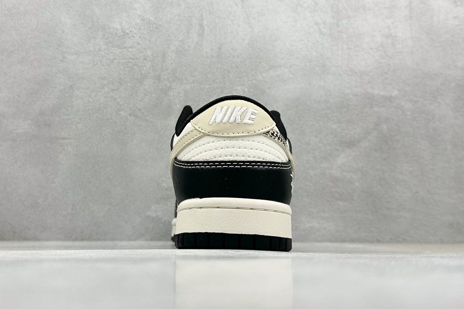 280 XC版 Nike SB Dunk Low 斯图西联名 新浪熊猫 周年高端定制 低帮休闲板鞋 ZH2598-271