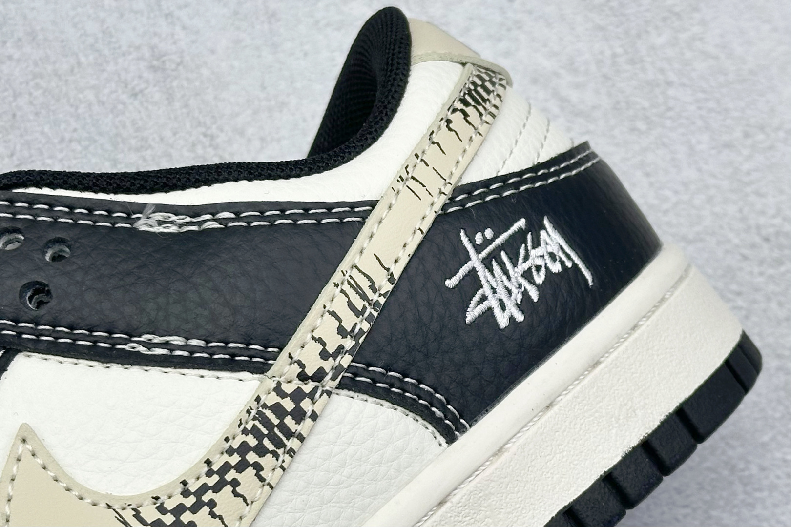 280 XC版 Nike SB Dunk Low 斯图西联名 新浪熊猫 周年高端定制 低帮休闲板鞋 ZH2598-271