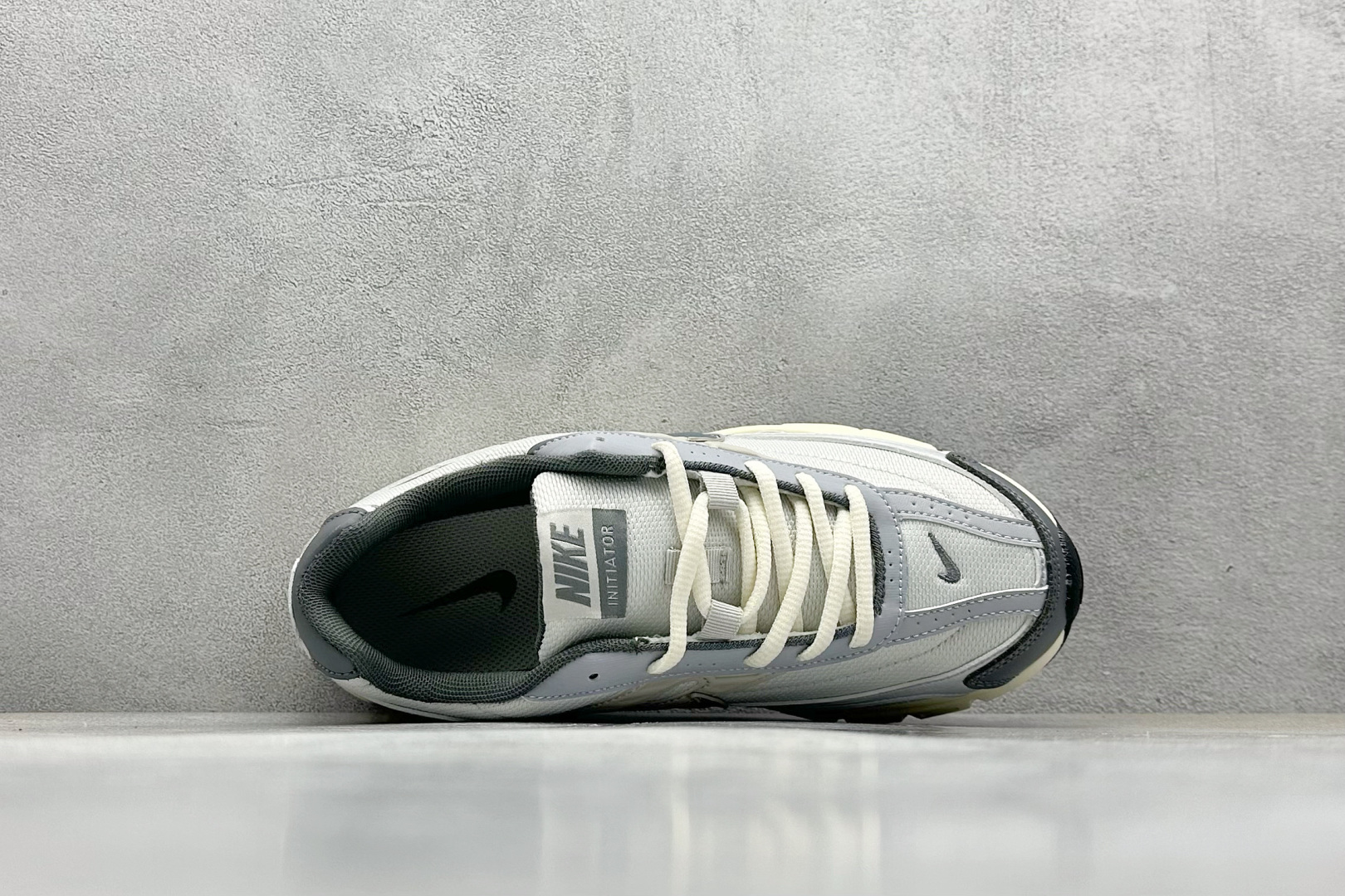  终端放店
GX版 Nike Initiator Running 耐克INS
超火复古老爹跑鞋 
独家私