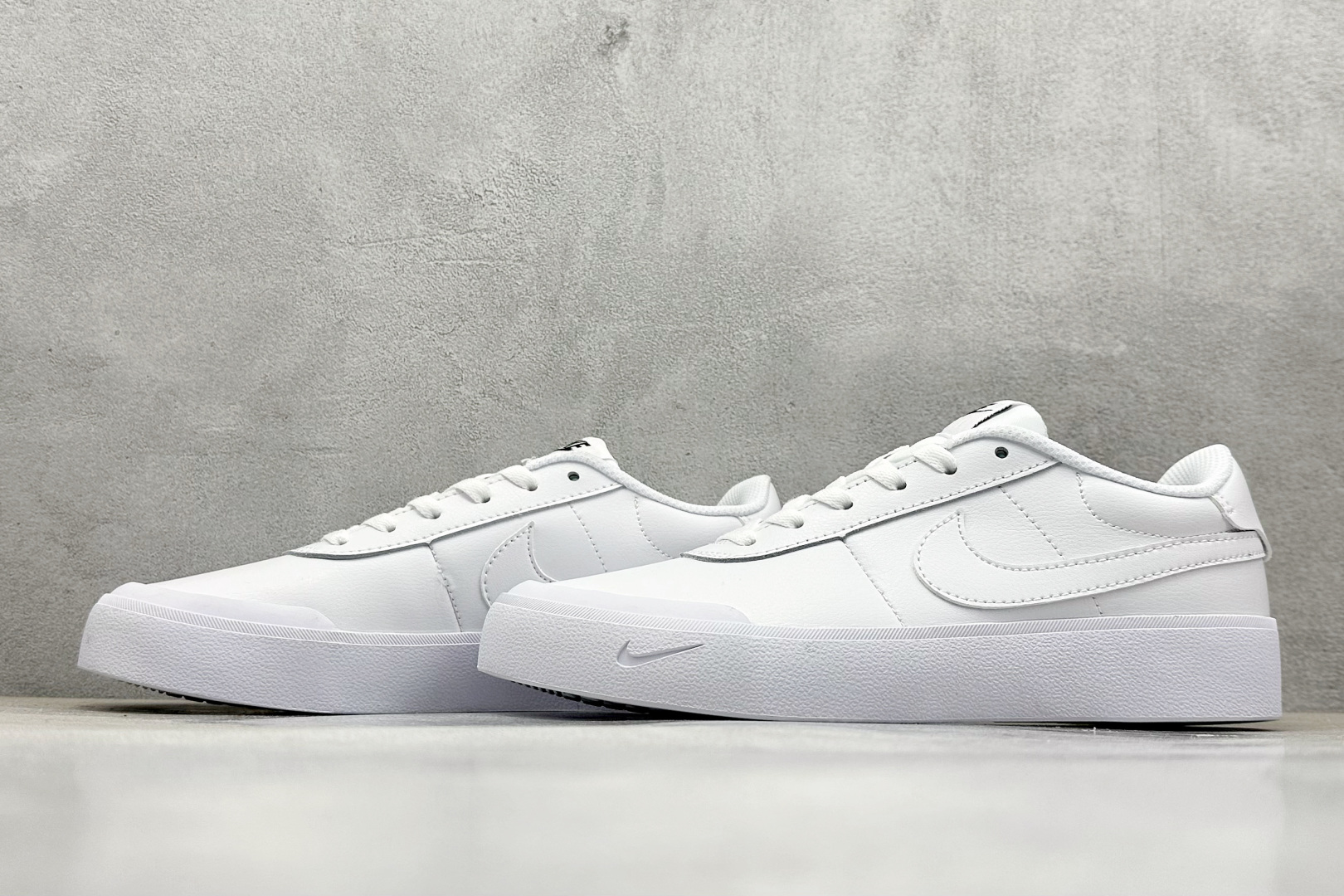  终端放店
GX版 Nike Court SHOT 时尚百搭 防滑耐磨 低帮 板鞋 

货号：FQ814