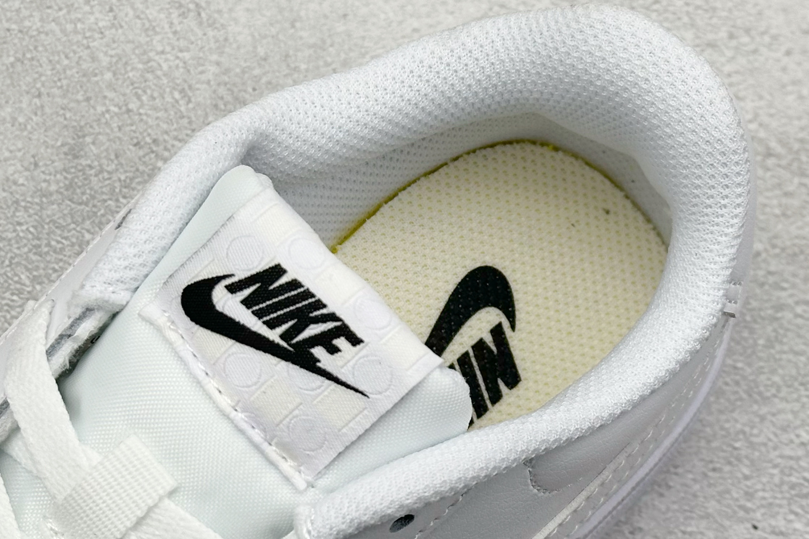  终端放店
GX版 Nike Court SHOT 时尚百搭 防滑耐磨 低帮 板鞋 

货号：FQ814