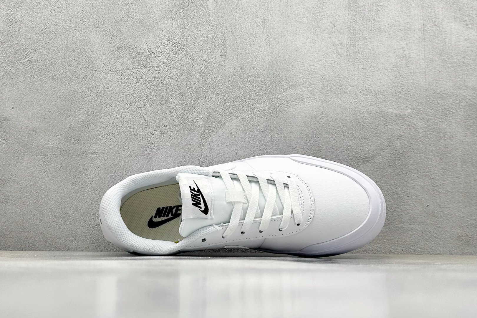  终端放店
GX版 Nike Court SHOT 时尚百搭 防滑耐磨 低帮 板鞋 

货号：FQ814