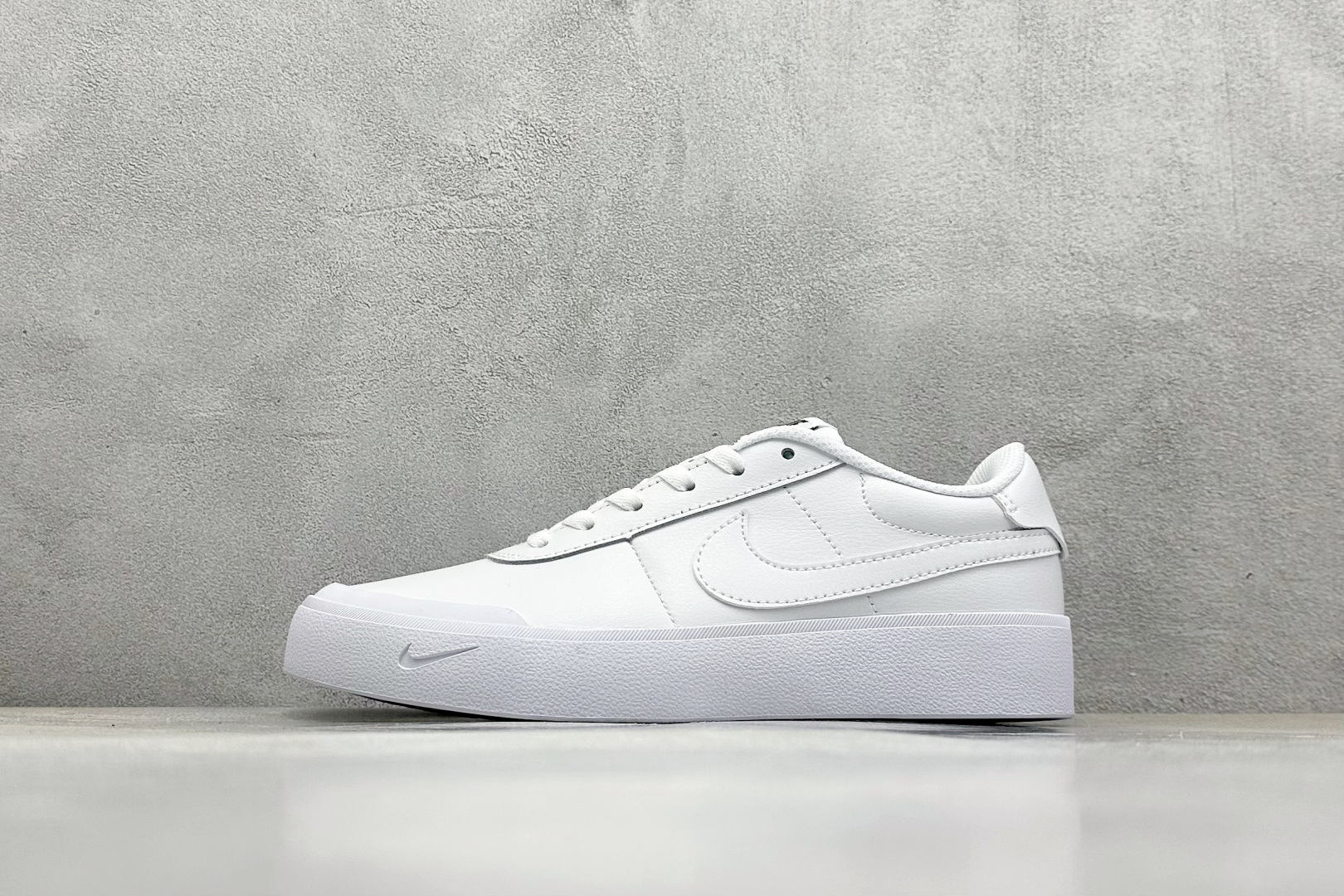  终端放店
GX版 Nike Court SHOT 时尚百搭 防滑耐磨 低帮 板鞋 

货号：FQ814