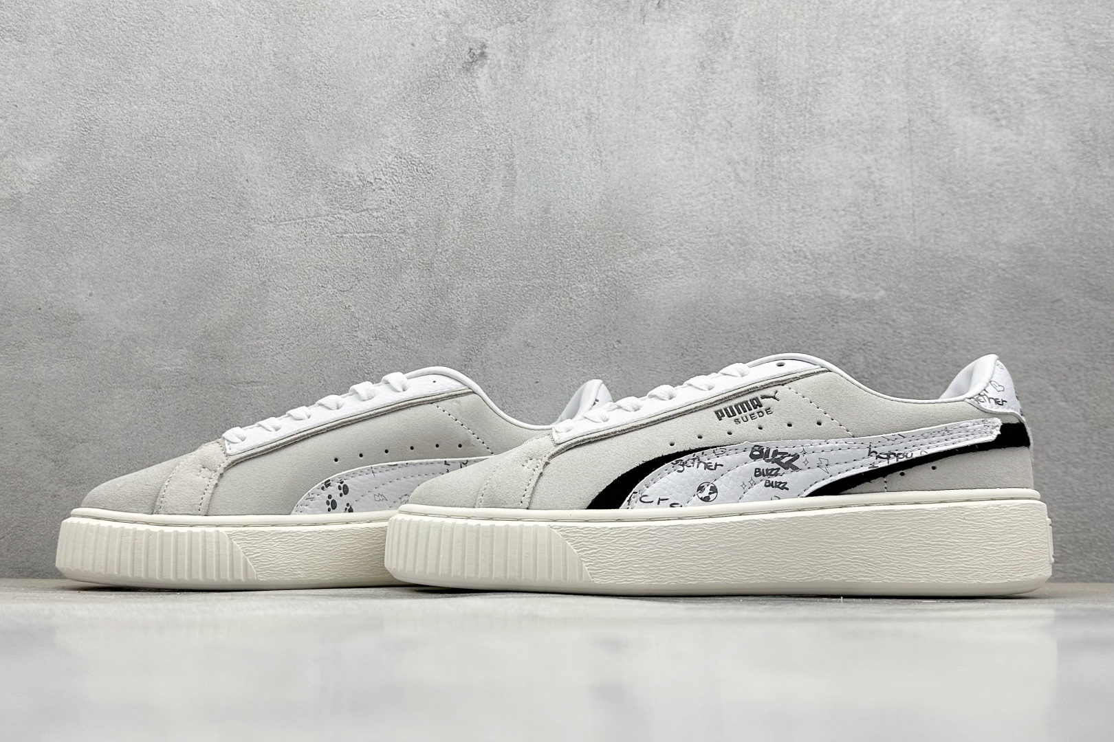  终端放店
TG版 Palermo Moda Wns人气单品年度王炸单品 PUMA 彪马蕾哈娜联名面包鞋