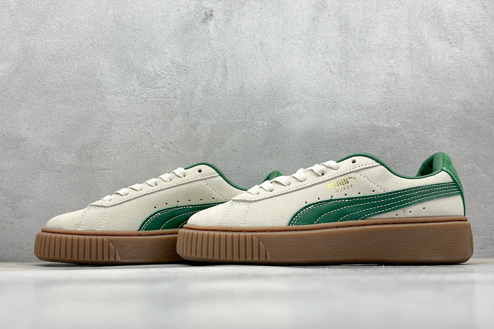  终端放店
TG版 Palermo Moda Wns人气单品年度王炸单品 PUMA 彪马蕾哈娜联名面包鞋
