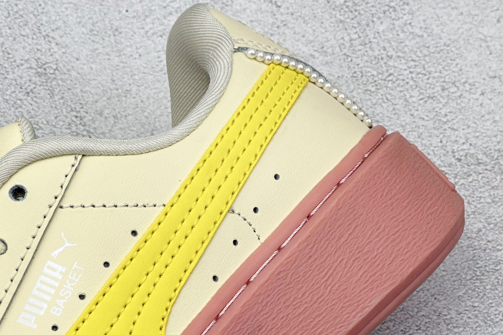  终端放店
TG版 Palermo Moda Wns人气单品年度王炸单品 PUMA 彪马蕾哈娜联名面包鞋