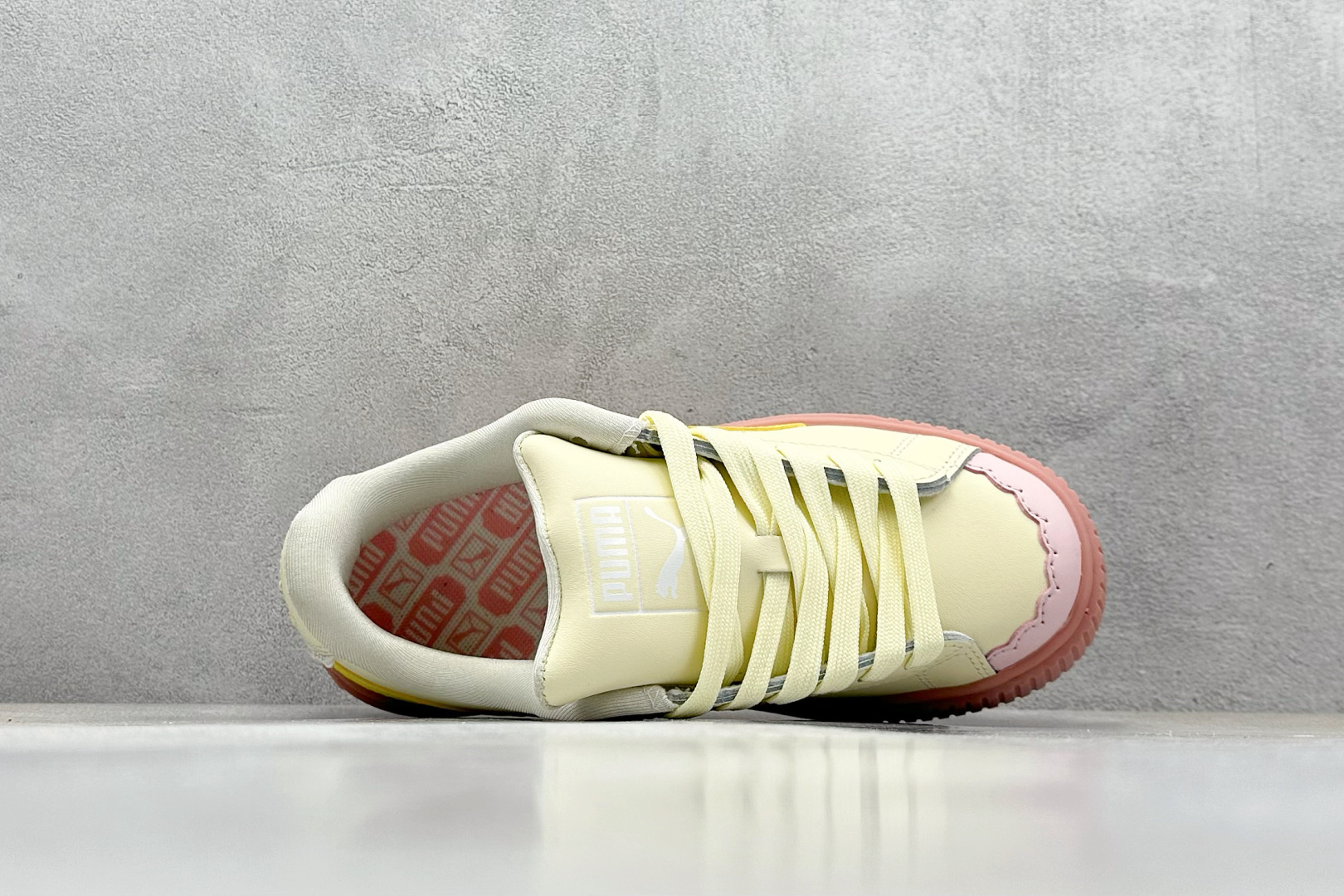  终端放店
TG版 Palermo Moda Wns人气单品年度王炸单品 PUMA 彪马蕾哈娜联名面包鞋