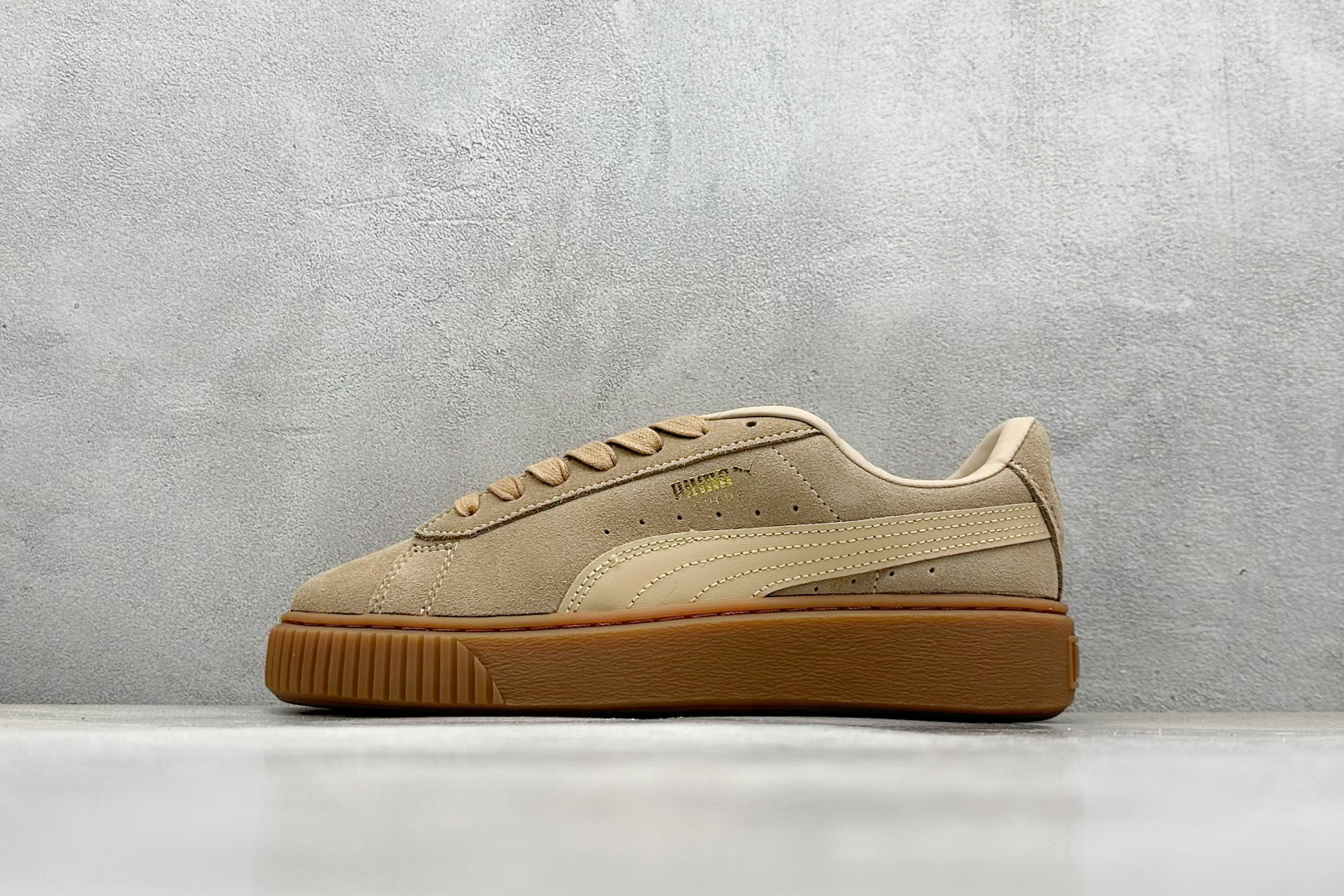  终端放店
TG版 Palermo Moda Wns人气单品年度王炸单品 PUMA 彪马蕾哈娜联名面包鞋