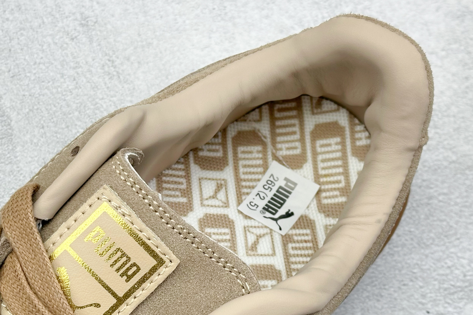  终端放店
TG版 Palermo Moda Wns人气单品年度王炸单品 PUMA 彪马蕾哈娜联名面包鞋