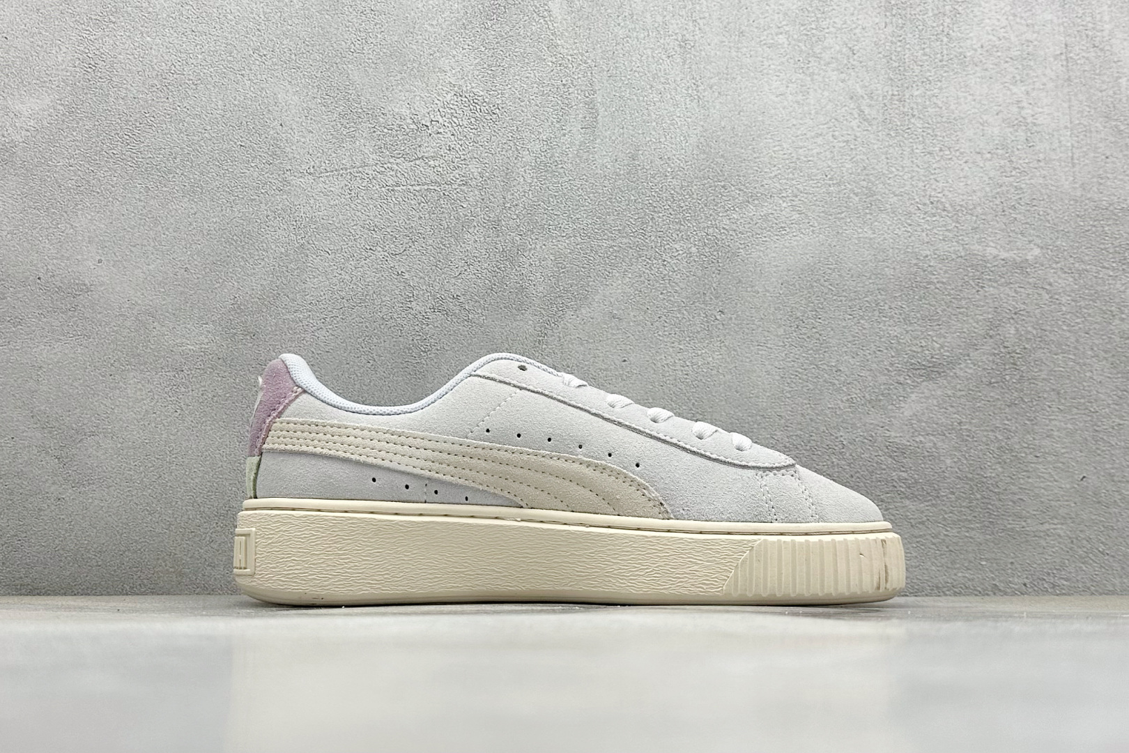  终端放店
TG版 Palermo Moda Wns人气单品年度王炸单品 PUMA 彪马蕾哈娜联名面包鞋