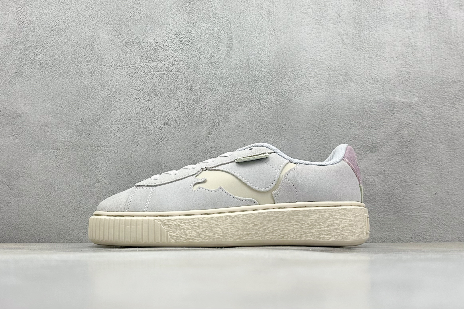  终端放店
TG版 Palermo Moda Wns人气单品年度王炸单品 PUMA 彪马蕾哈娜联名面包鞋