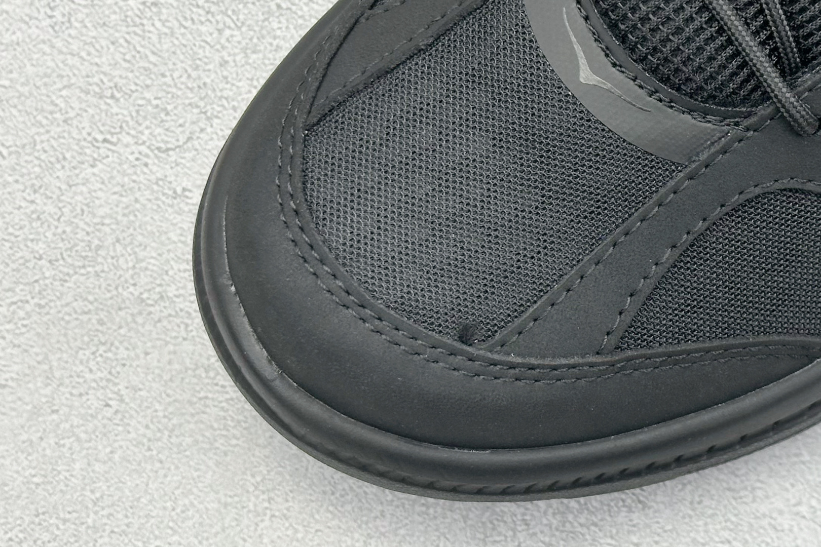 YH版 HOKA XBON B3LS 鞋头采用牛皮革材质 减震耐磨透气跑步运动鞋