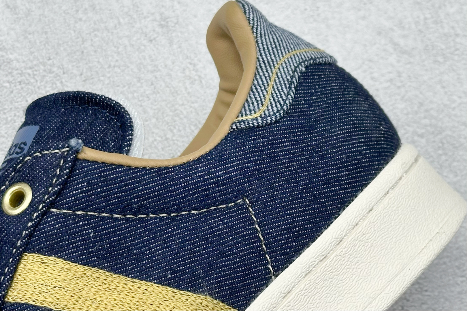 Adidas三叶草 Originals Superstar 贝壳头系列低帮经典百搭休闲运动板鞋 JH5577