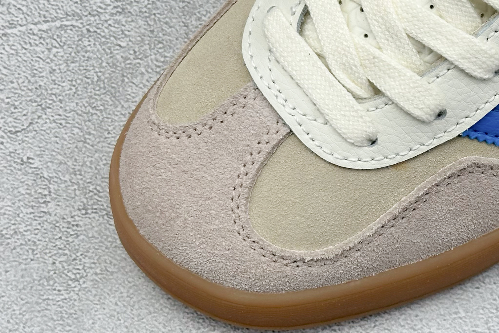 adidas Originals Gazelle INdoor 三叶草休闲防滑耐磨低帮板鞋 JQ0010