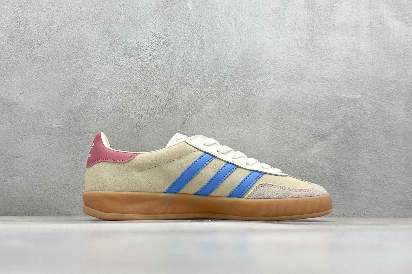 adidas Originals Gazelle INdoor 三叶草休闲防滑耐磨低帮板鞋 JQ0010
