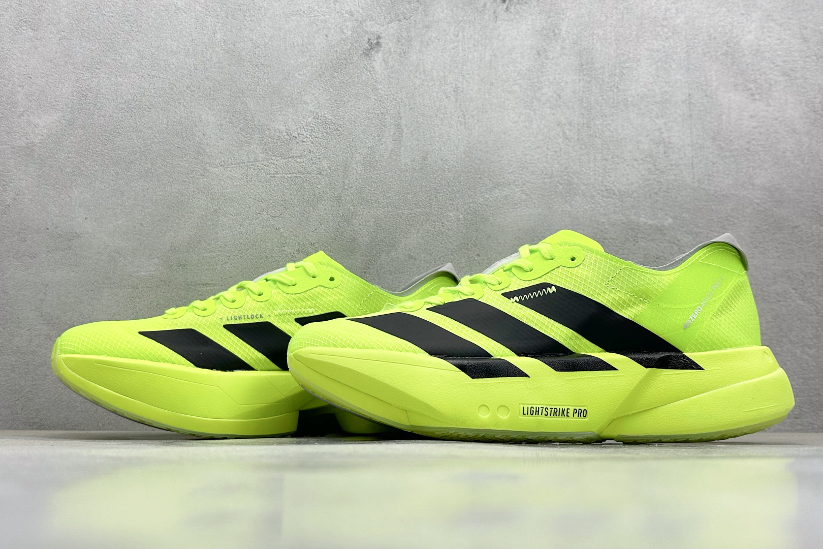 AD Adizero Adios 4 M轻盈跑鞋 耐磨减震专业跑步鞋 JR6364