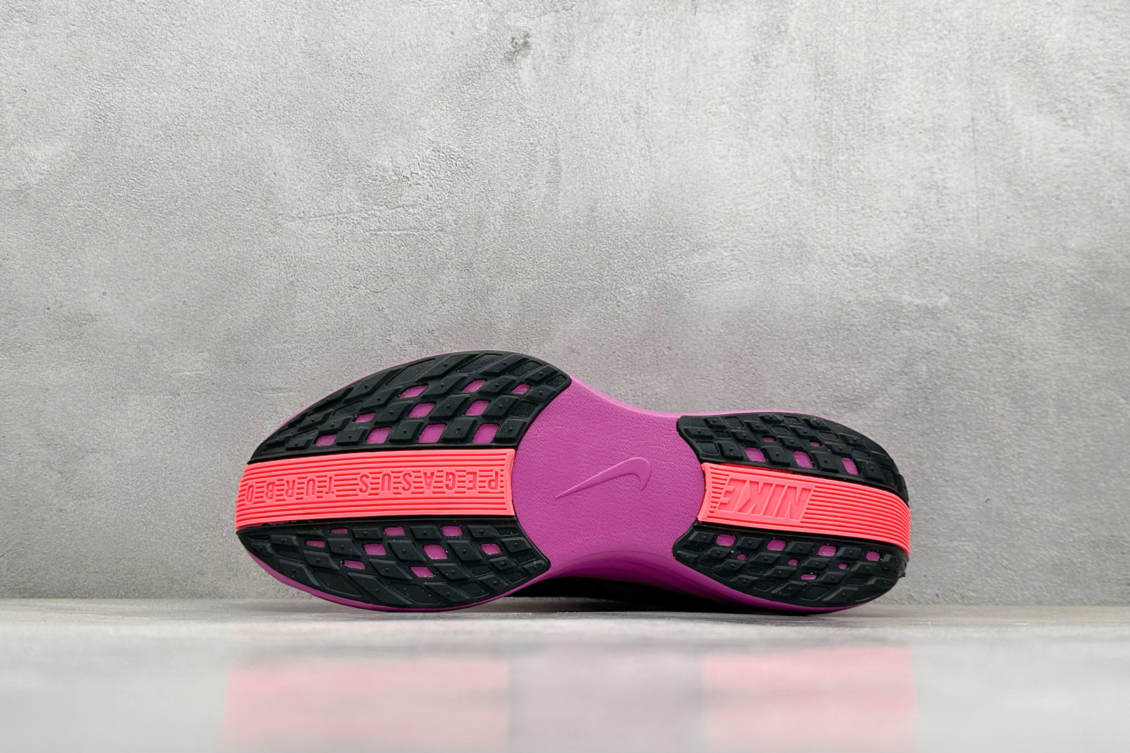 XL版 Nk Air Zoom Pegasus 35 飞马系列透气缓震运动跑鞋
#全新一代拥有 Z