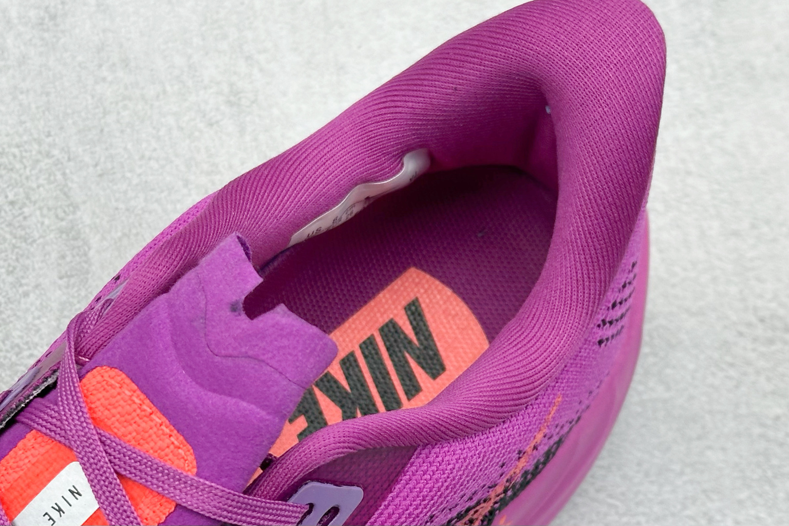 XL版 Nk Air Zoom Pegasus 35 飞马系列透气缓震运动跑鞋
#全新一代拥有 Z