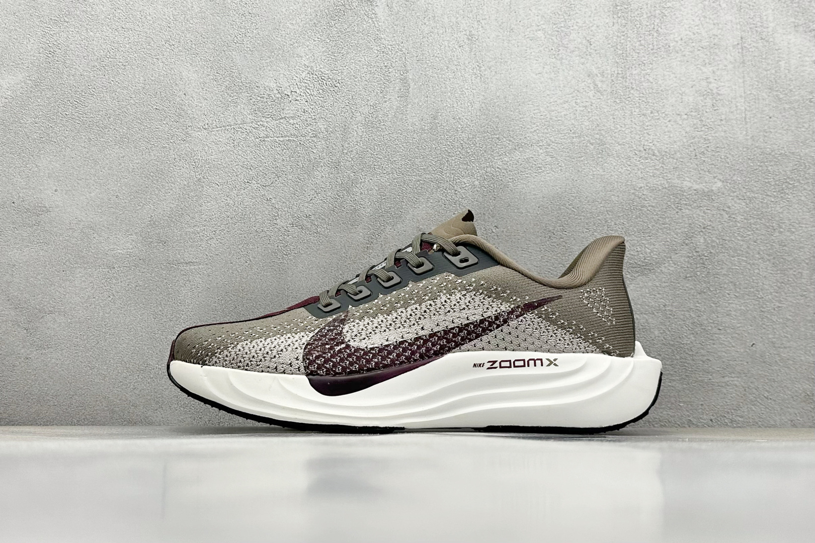 XL版 Nk Air Zoom Pegasus 35 飞马系列透气缓震运动跑鞋
#全新一代拥有 Z