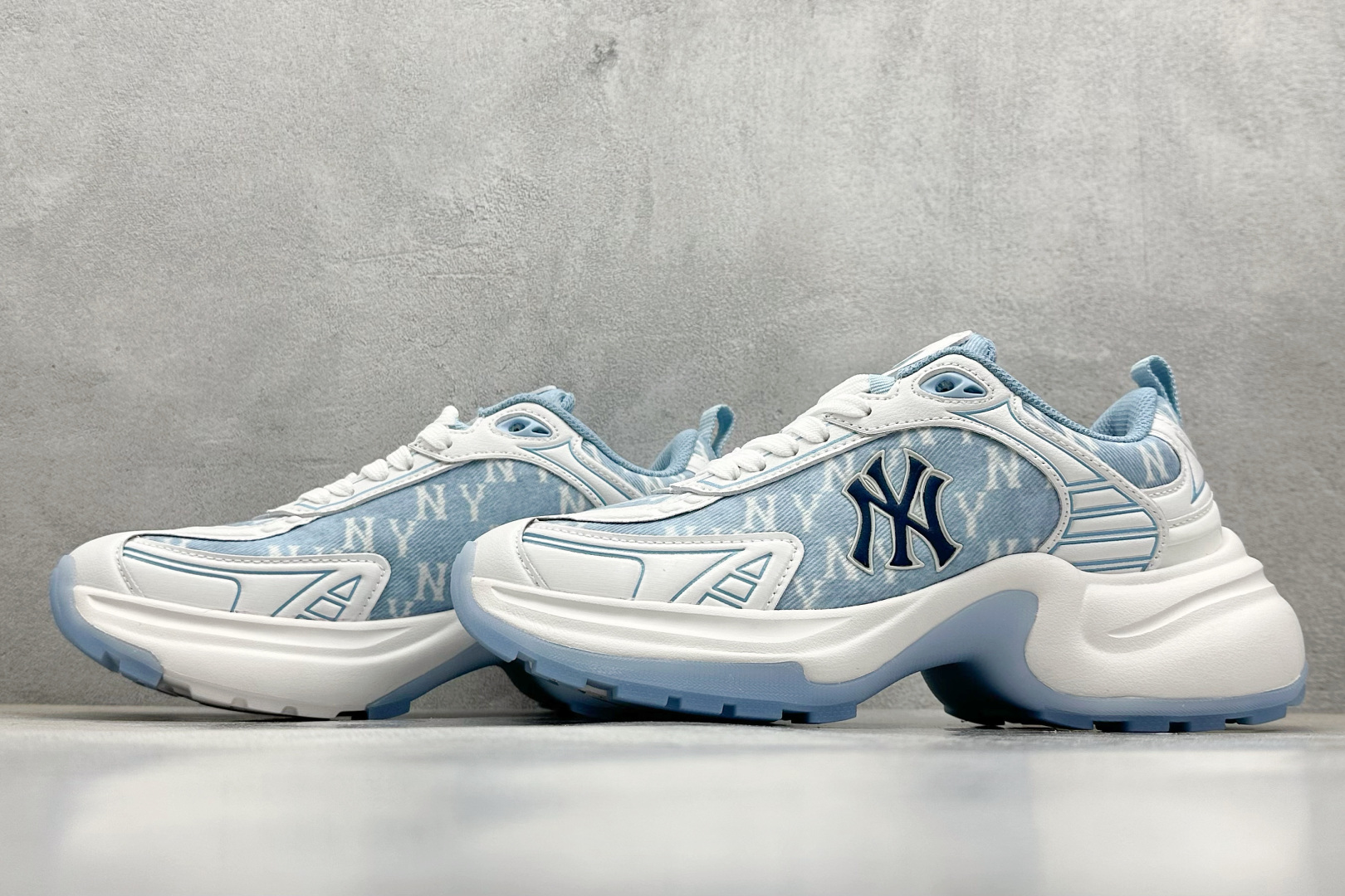  终端放店
NY版 MLB XLG Chunky 纽约洋基队老爹增高厚底跑步鞋 

货号：3ASHW04