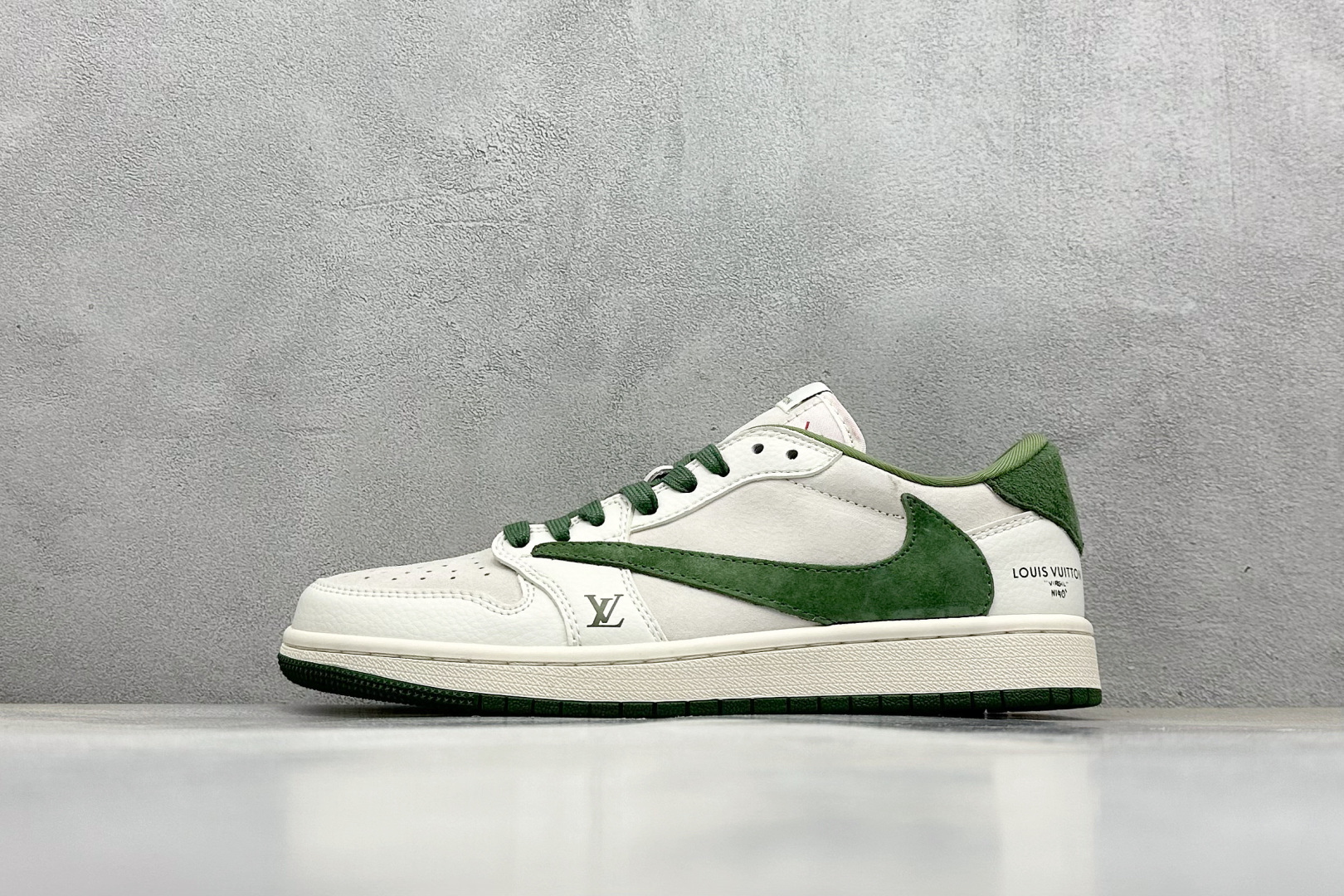 XC版 Travis Scott x Nike Air Jordan 1 Low x Louis V
