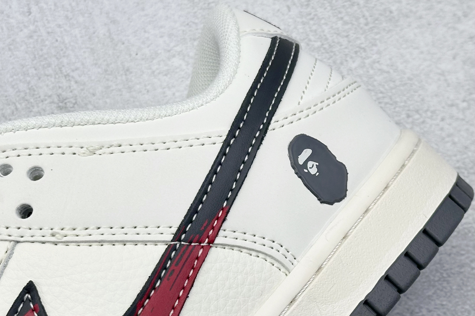  
XC版 Nike SB Dunk Low Bape联名 涂鸦红勾 周年高端定制 低帮休闲板鞋
#定制