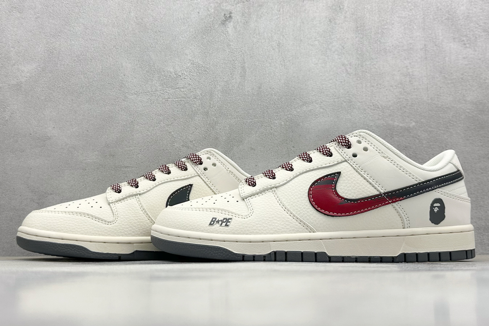 
XC版 Nike SB Dunk Low Bape联名 涂鸦红勾 周年高端定制 低帮休闲板鞋
#定制
