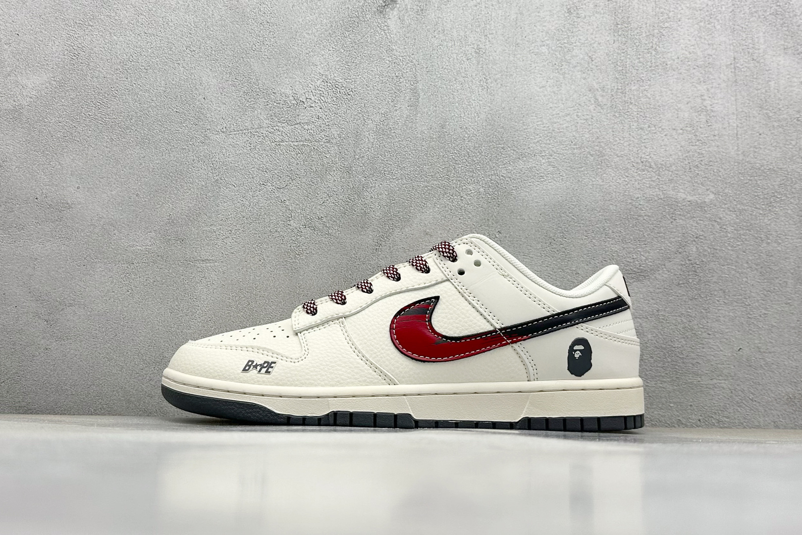  
XC版 Nike SB Dunk Low Bape联名 涂鸦红勾 周年高端定制 低帮休闲板鞋
#定制