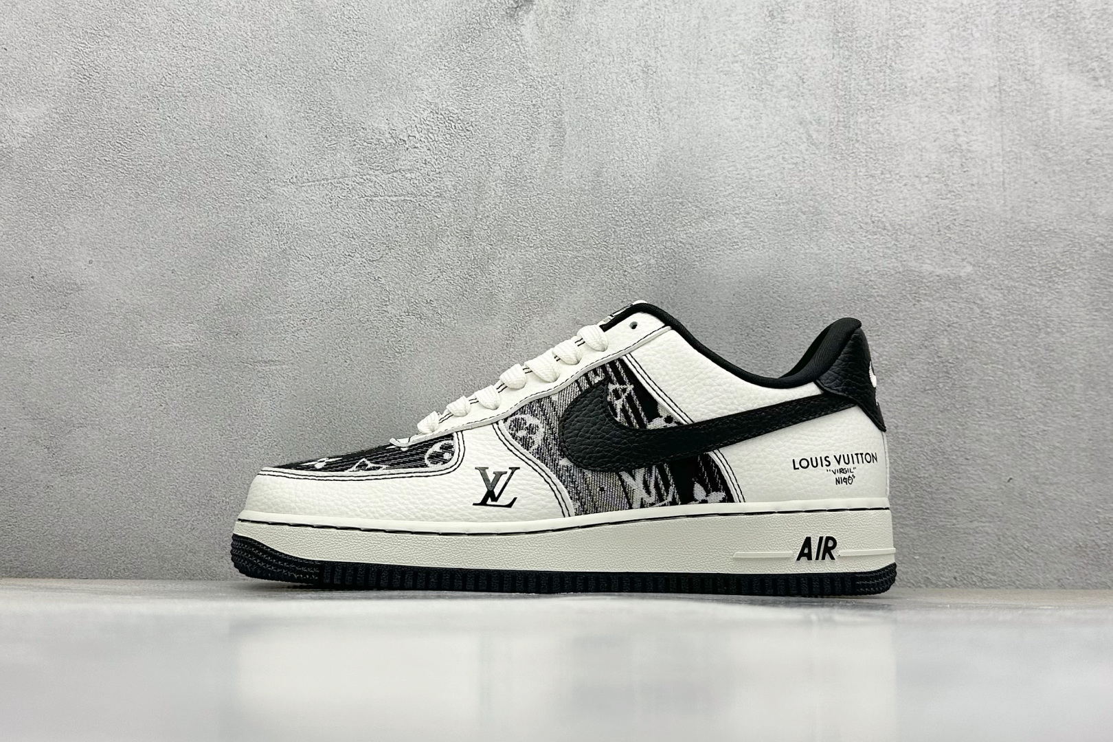  
SC版 Nike Air Force 1 Low 07 x Louis Vuitton 白黑
原楦头