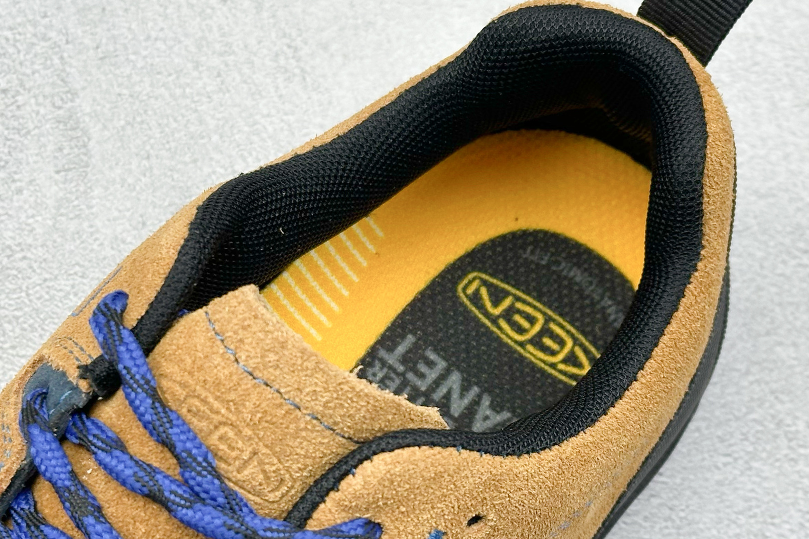  终端放店
BK版 KEEN 科恩二代 Jasper 山系户外鞋
中山原单货 极力推荐版本
日系街头复古