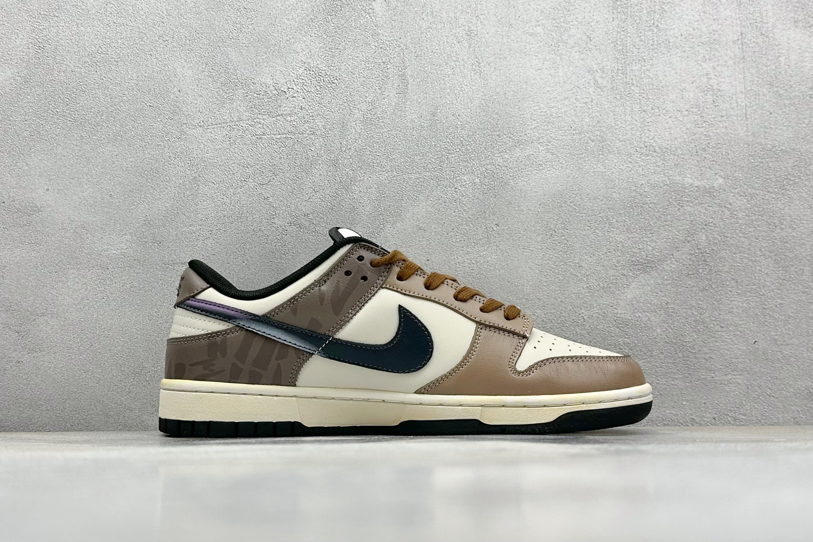 高版本牛货🐮区别市场垃级货🗯️同图不同价为版本不同 ✅ 430💰
Nike SB Dunk Low 街头竞速
纯原大厂出品 极力推荐
原装头层材料 独家版型蒸餾加工
帶來的是更好的视觉和脚感体验
大厂纯原品质出货 清洁度 电绣工艺
皮料切割干净无任何毛边 细节完美
货号:DV0833-100
尺码:35.5-46
编码:39
