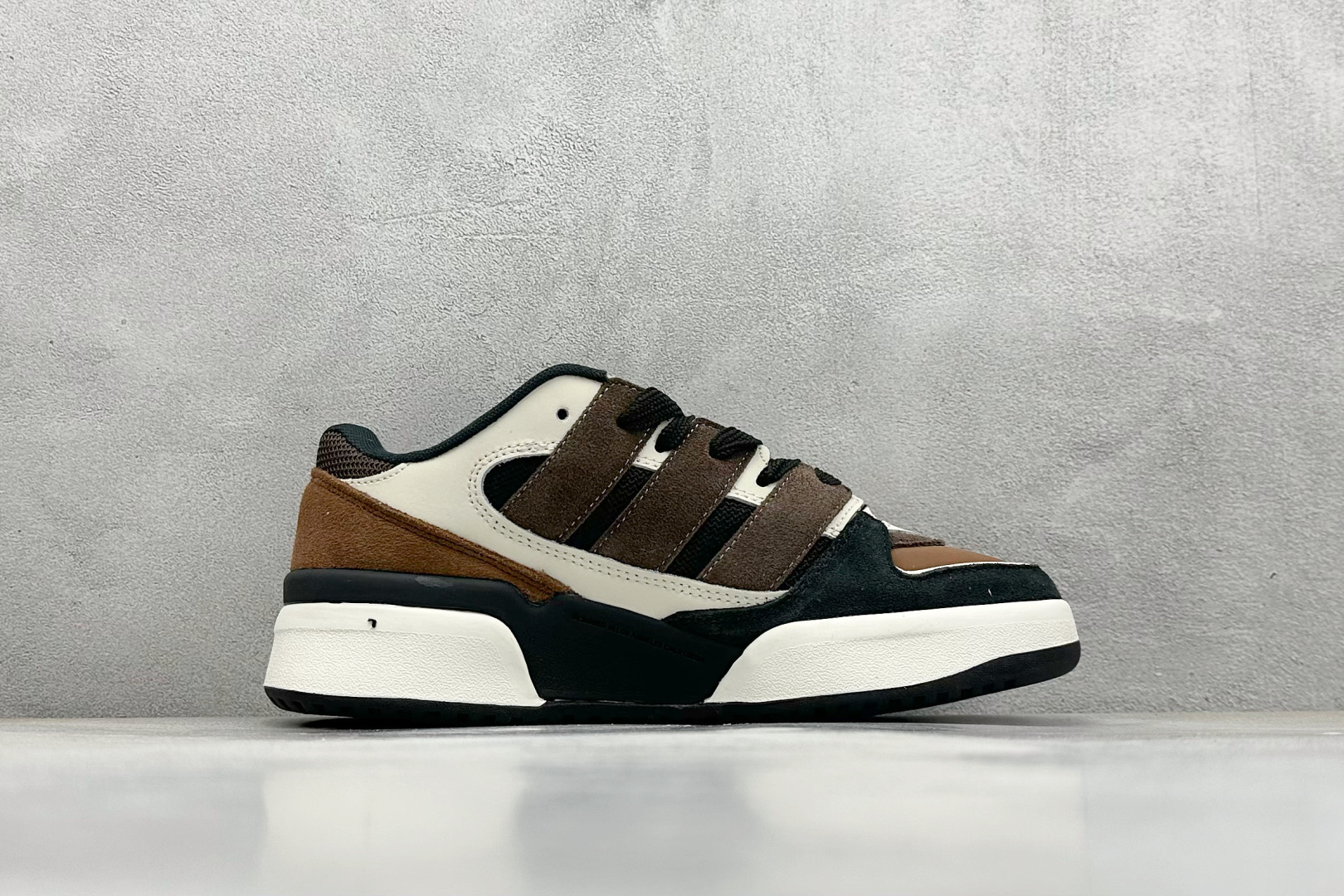 190 Adidas originals Forum 2000 CL 三叶草低帮 复古潮流休闲面包鞋 JS3160