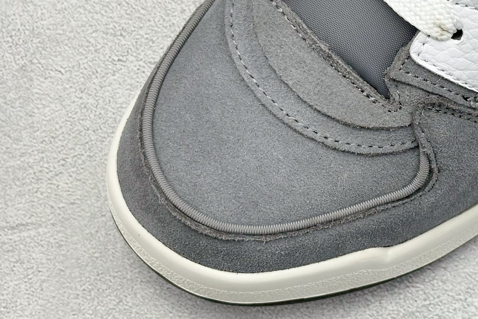 190 Adidas originals Forum 2000 CL 三叶草低帮 复古潮流休闲面包鞋 JS0997