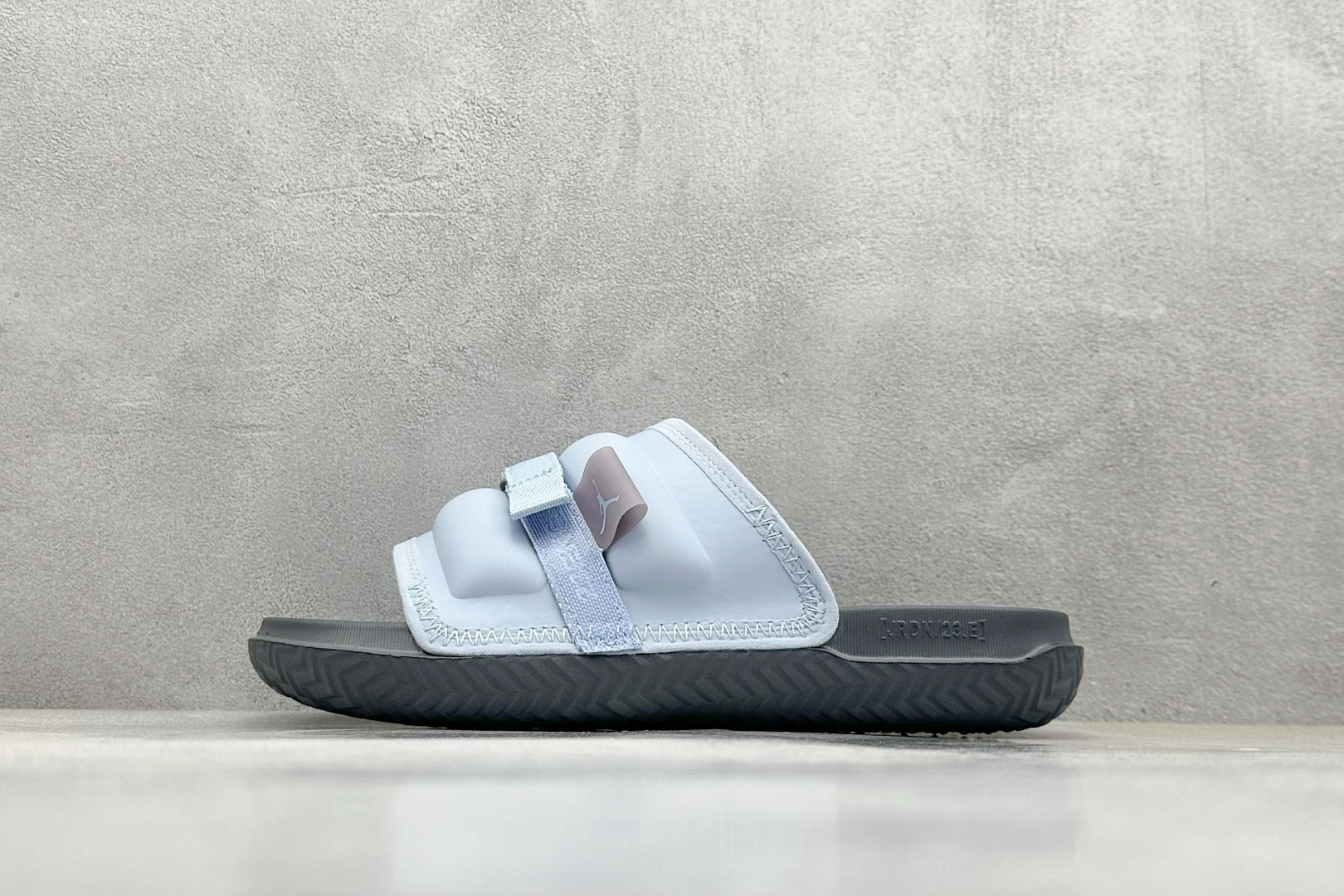 110 Air Jordan Play Slide 乔丹运动拖鞋 DM1683-601
