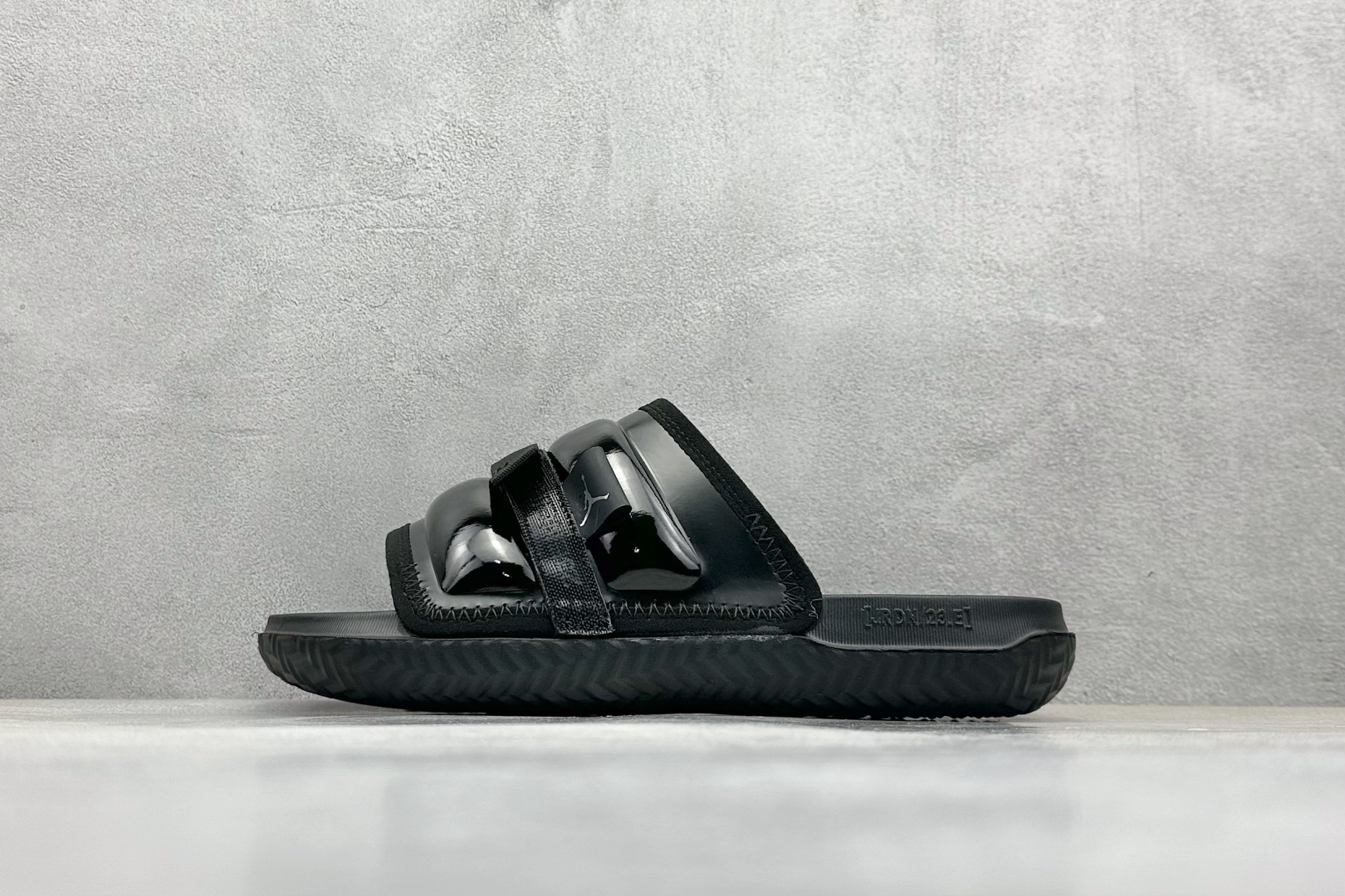 110 Air Jordan Play Slide 乔丹运动拖鞋 DM1683-601