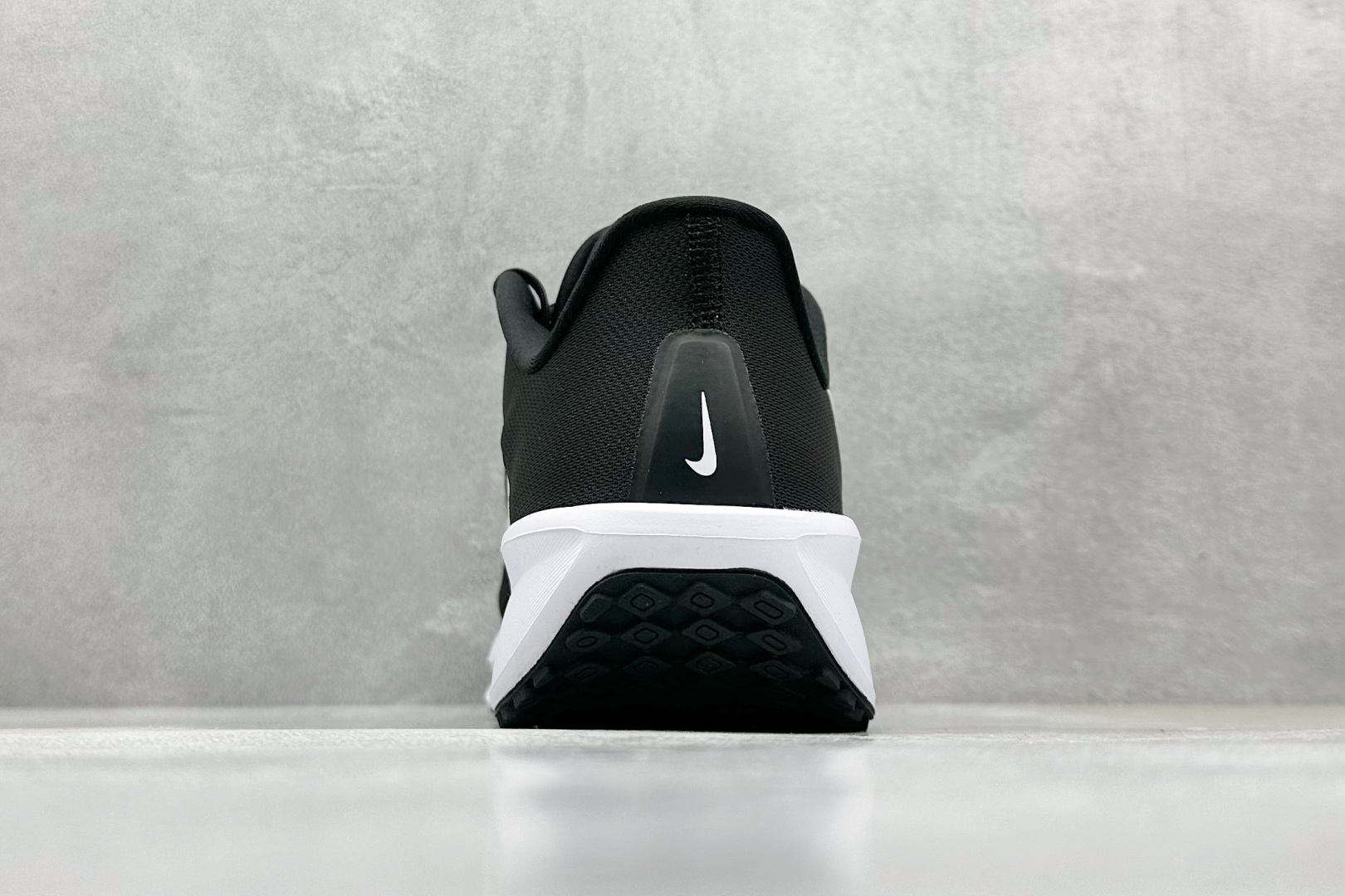 180 Nike Quest 6极速6代 网面透气 时尚休闲跑步鞋 FD6033-001