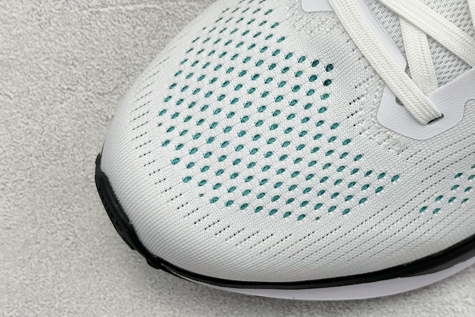 Nike Quest 6极速6代 网面透气 时尚休闲跑步鞋 FD6033-105