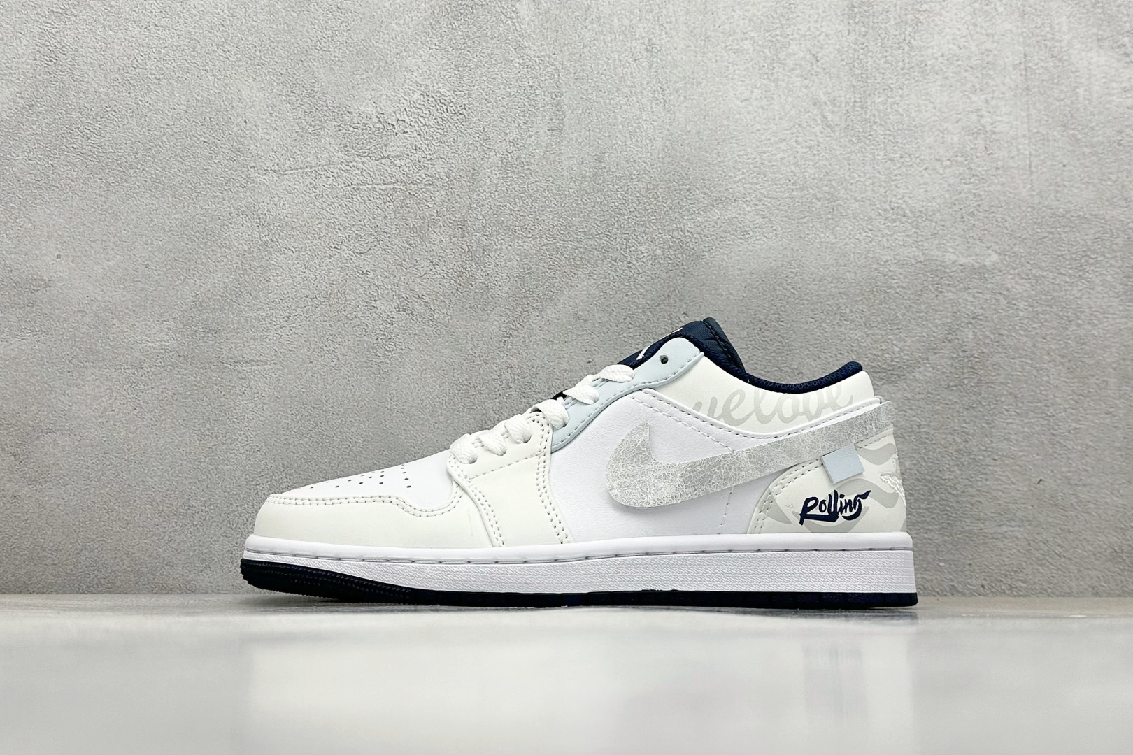 220 Air Jordan 1 Low 低帮复古篮球鞋 553558-414