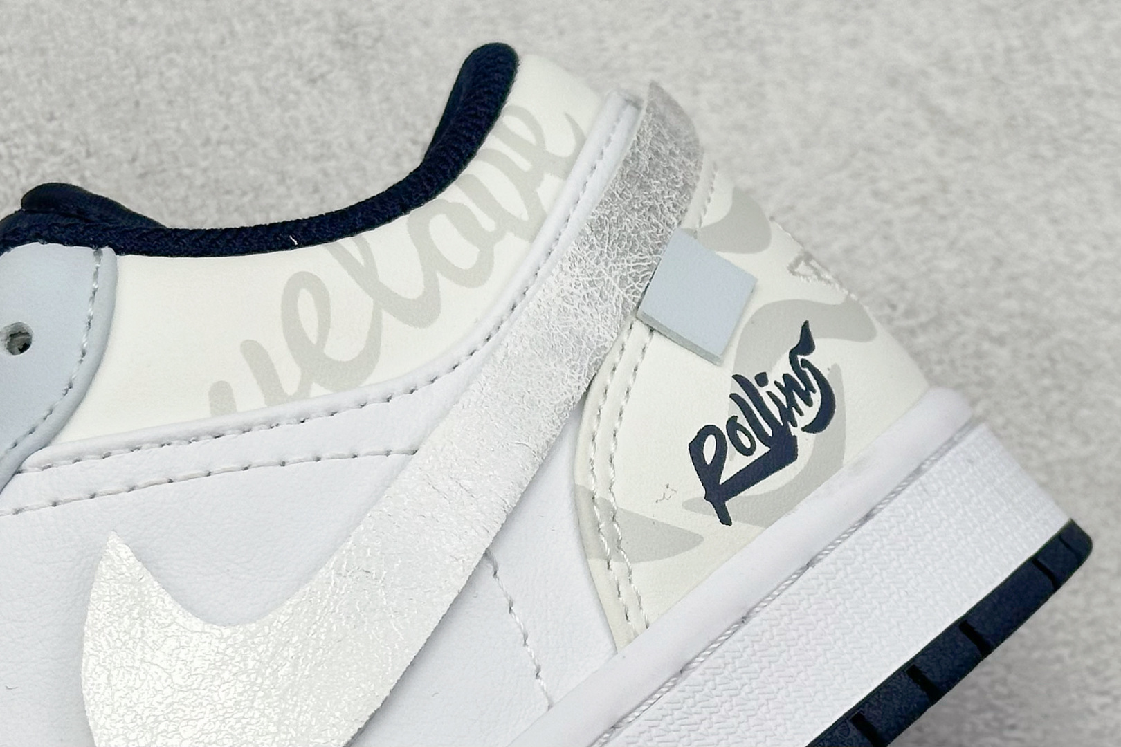 220 Air Jordan 1 Low 低帮复古篮球鞋 553558-414