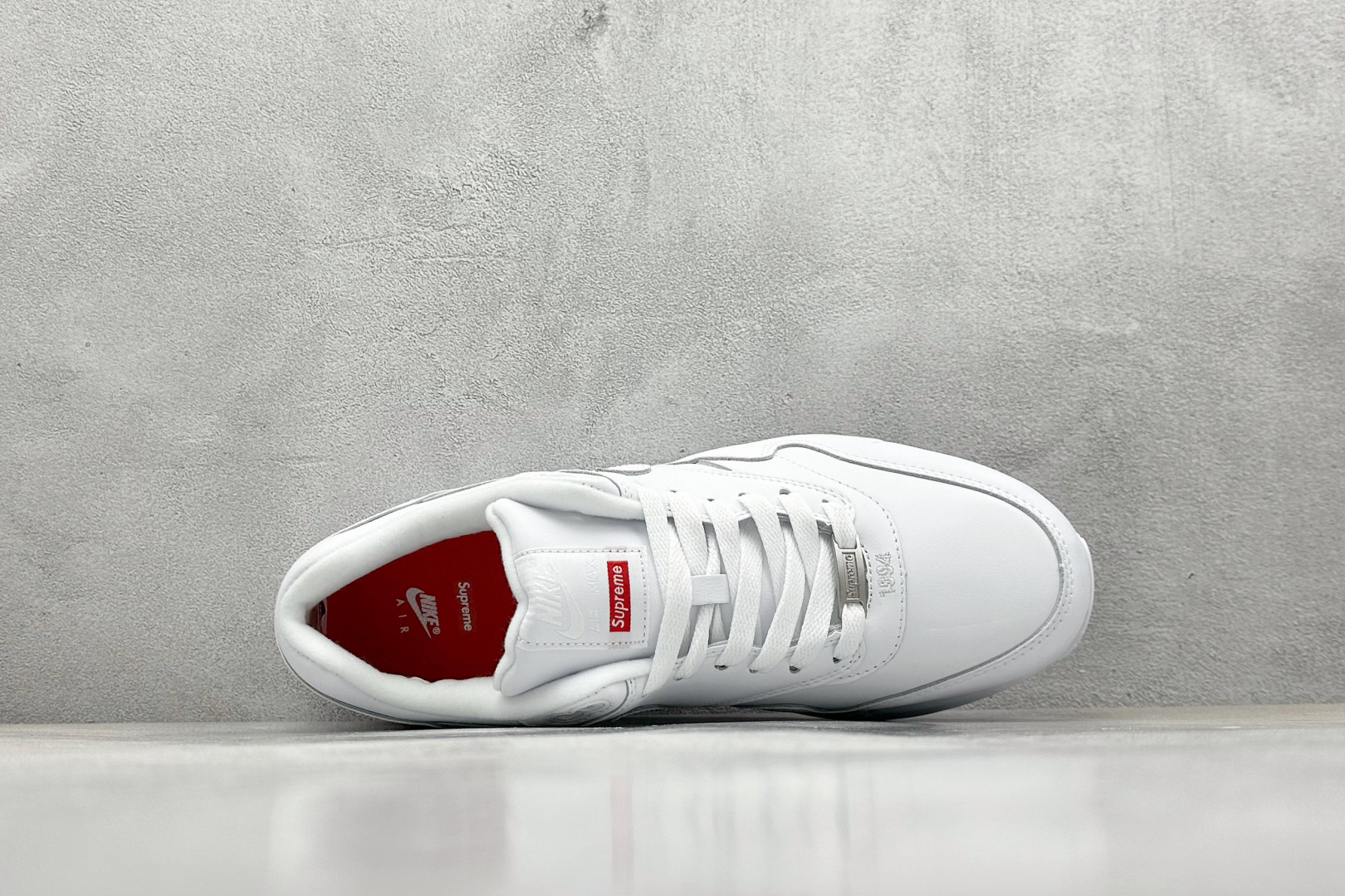 220 Nike Air Max 1 耐克半掌气垫复古跑步鞋 HF8813-100